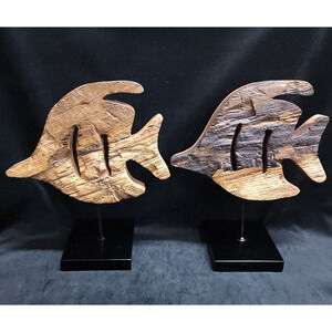 2 Wood Tropical Fish Wooden Figures Nautical Art Table Beach Decor Hand Carved
